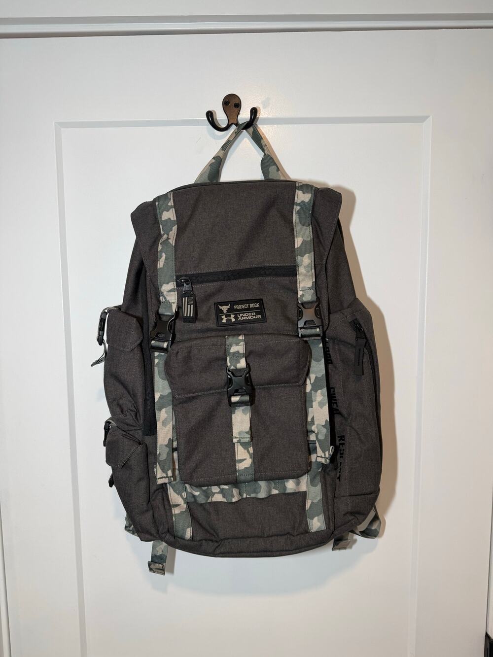 Under Armour  Project Rock Camouflage Hiking Casual Preppy Backpack. 30L.